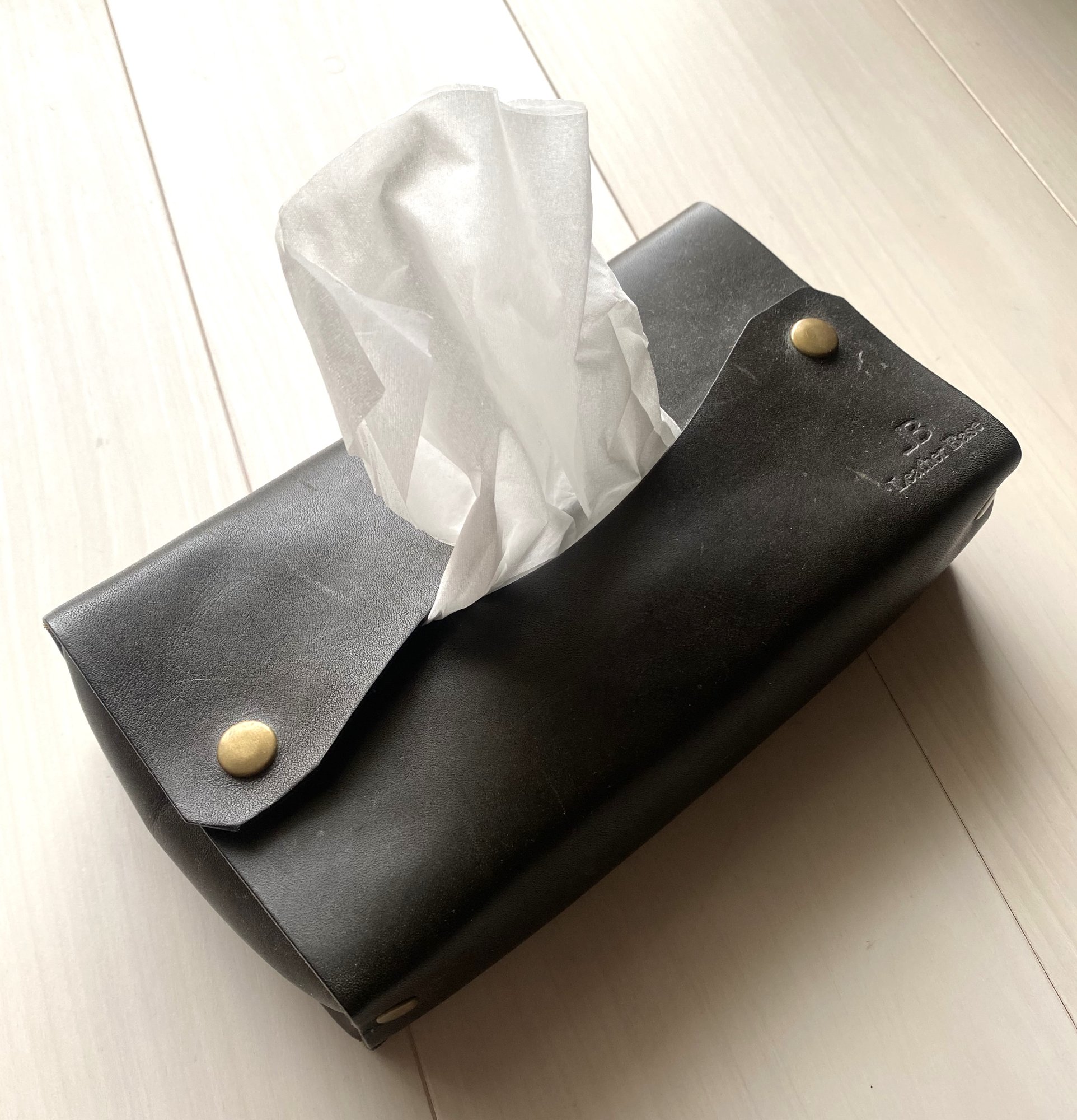 Leather Base 栃木レザー ティッシュケース ブラック 5年使用 全体像