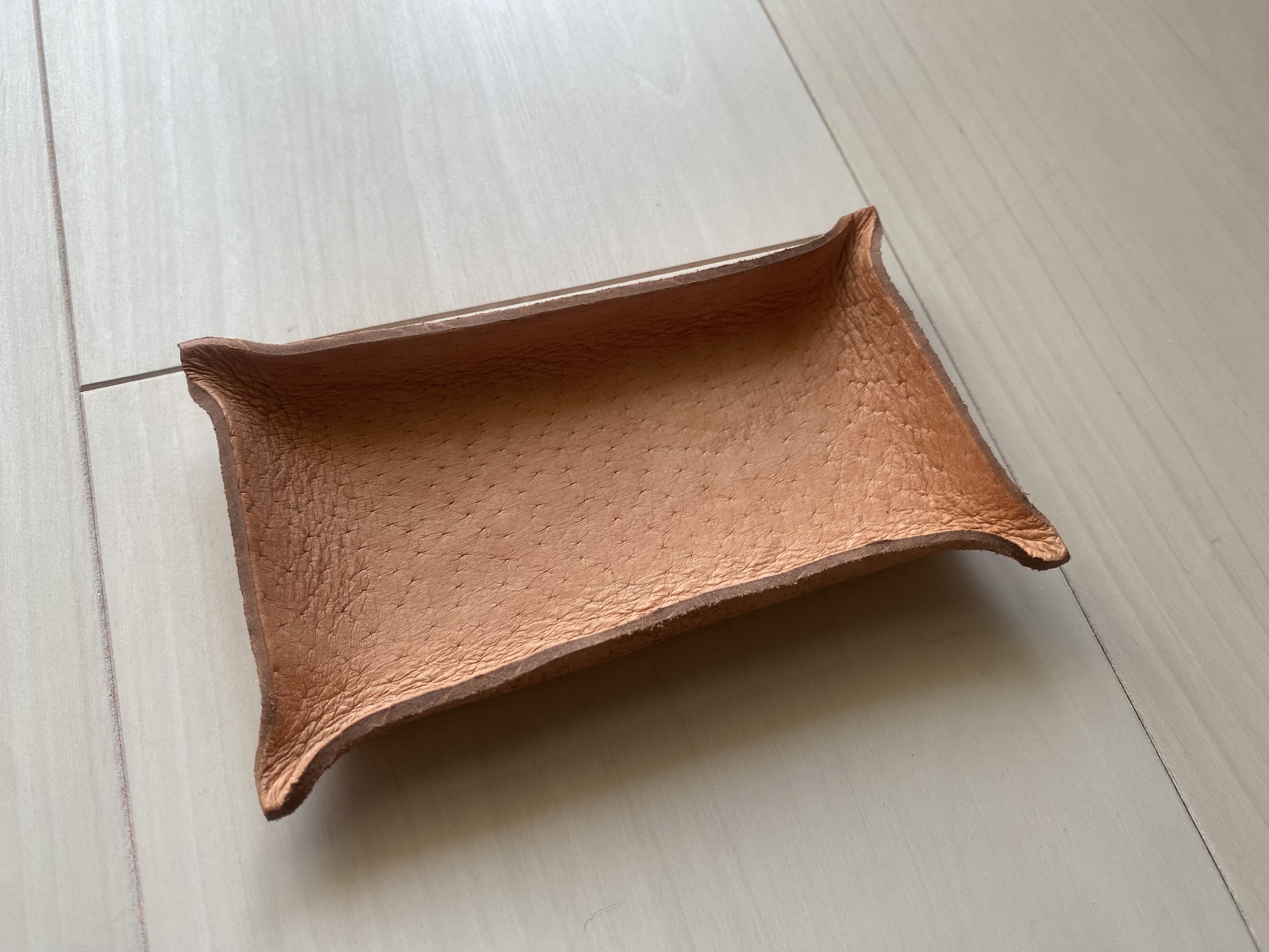 And Leather 豚ヌメ革 レザートレイ 小サイズ 単体